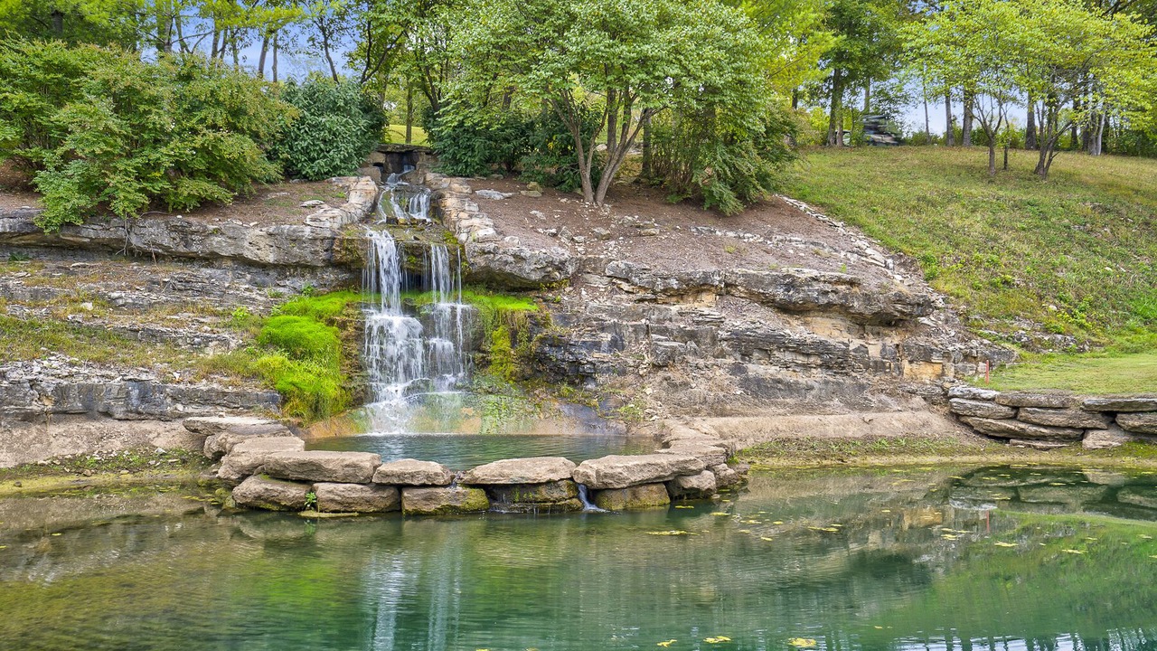 Photo of Outdoor in Branson West