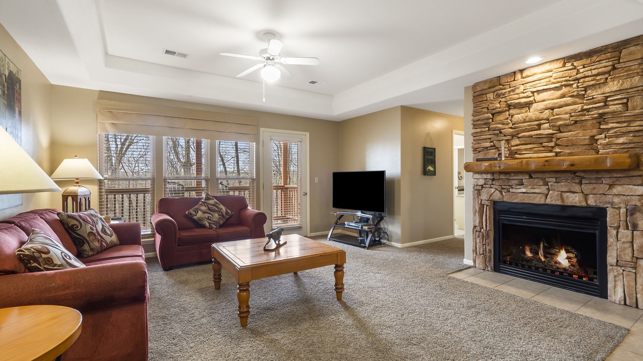 Photo of Bedroom in Branson West