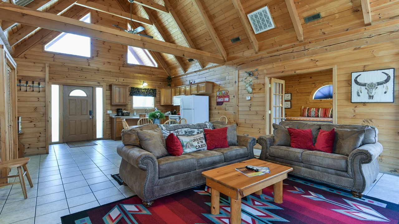 Photo of Livingroom in Branson Cedars