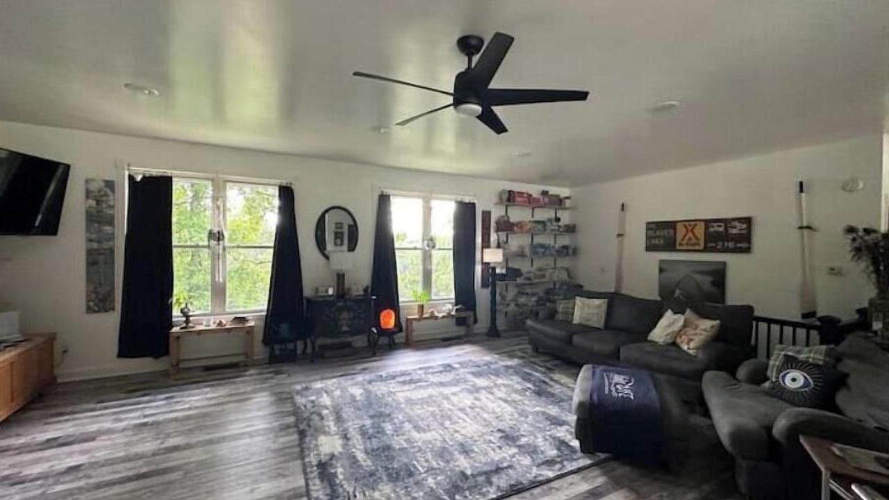 Photo of Livingroom in Shell Knob