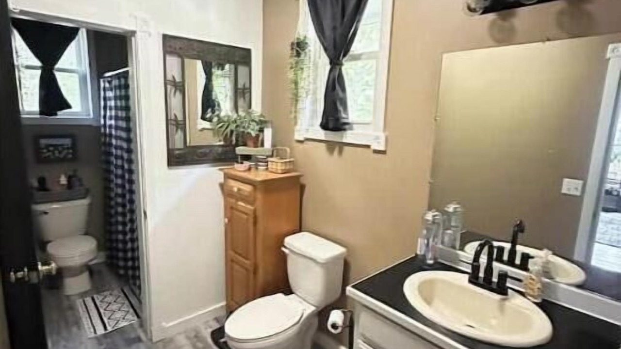 Photo of Bathroom in Shell Knob
