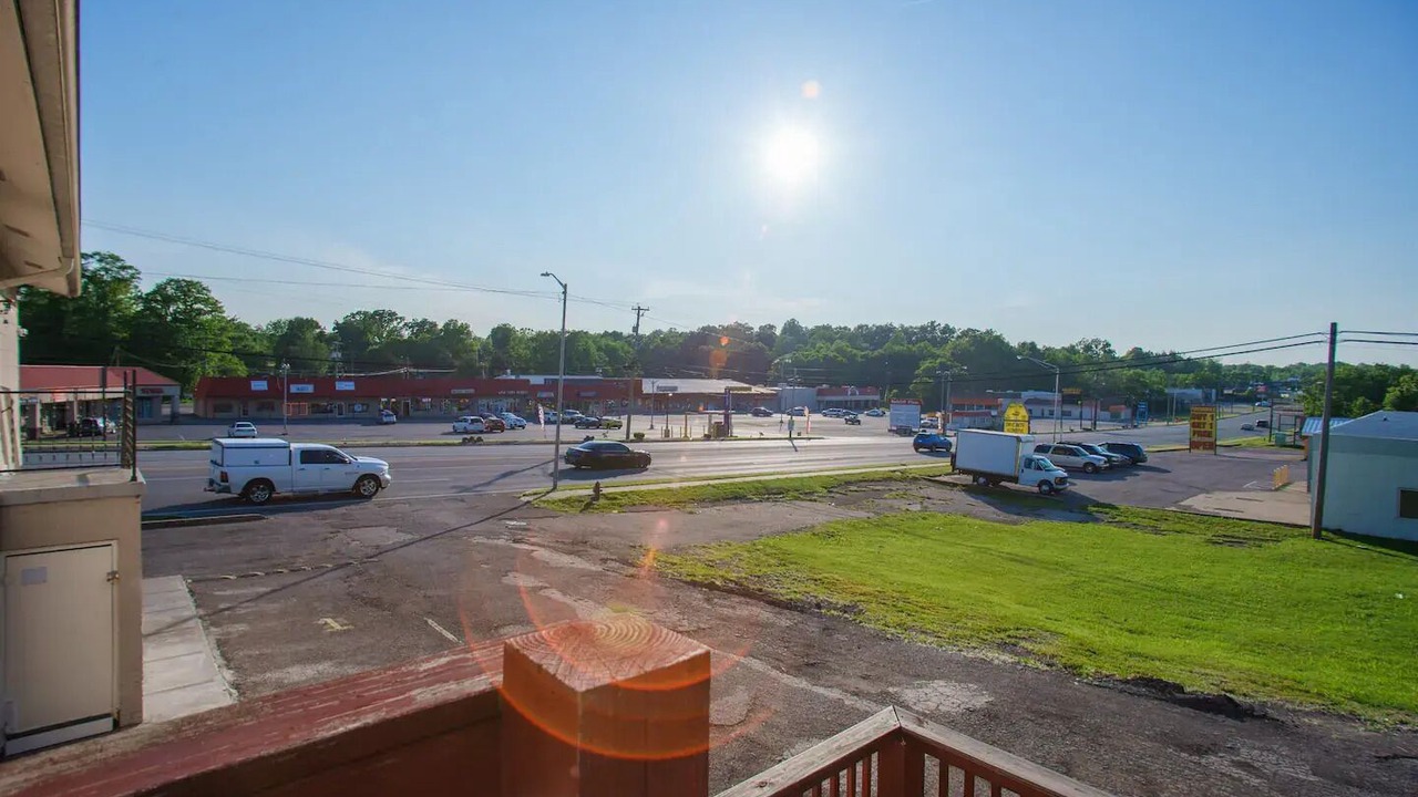 Photo of Outdoor in Radcliff