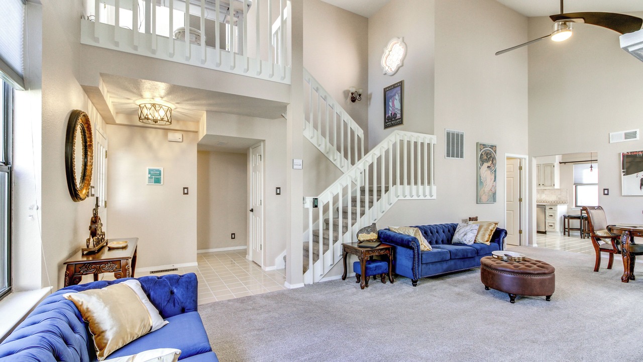 Photo of Livingroom in Northeast Heights