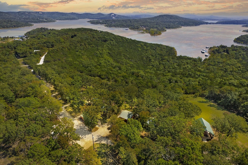 Photo of Outdoor in Shell Knob