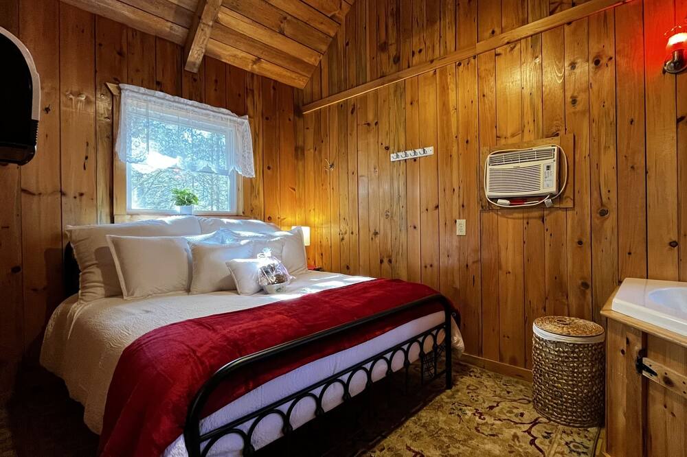 Photo of Bedroom in Reliance