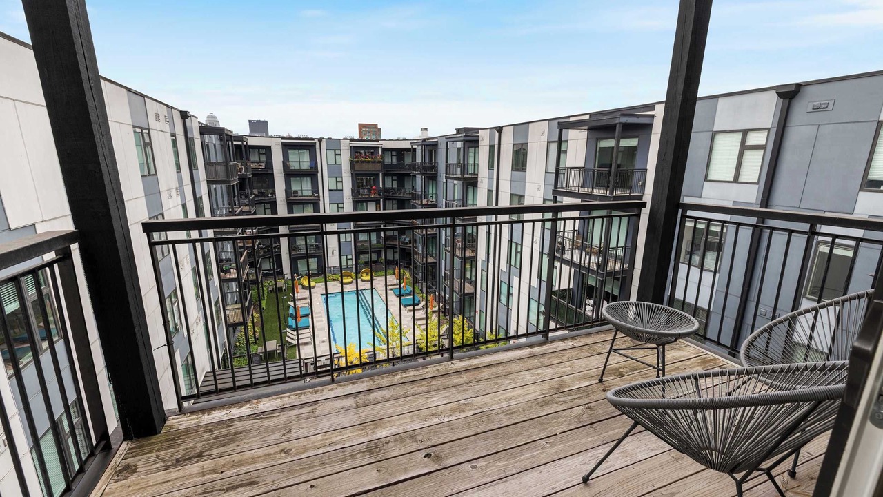Photo of Patio Balcony in Downtown Louisville