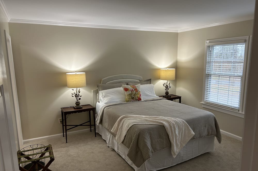 Photo of Bedroom in Belhaven