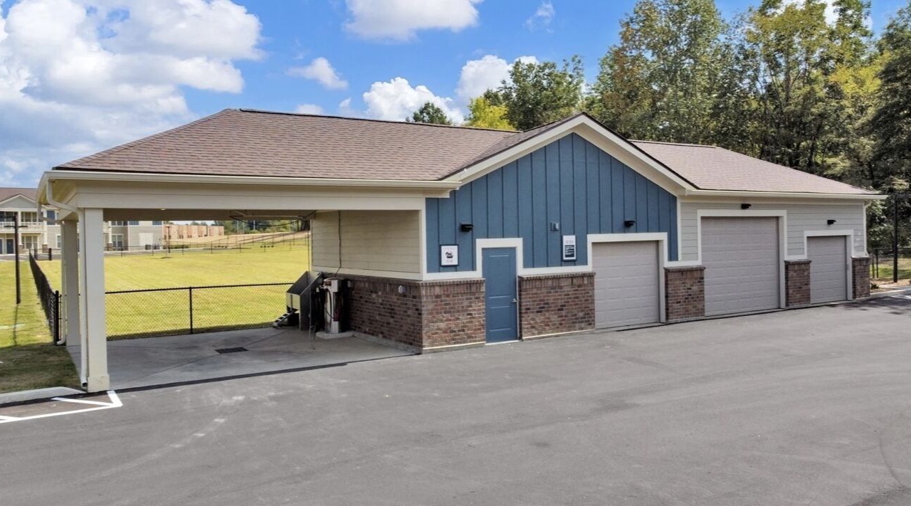 Photo of Outdoor in Lakes of Forest Hill