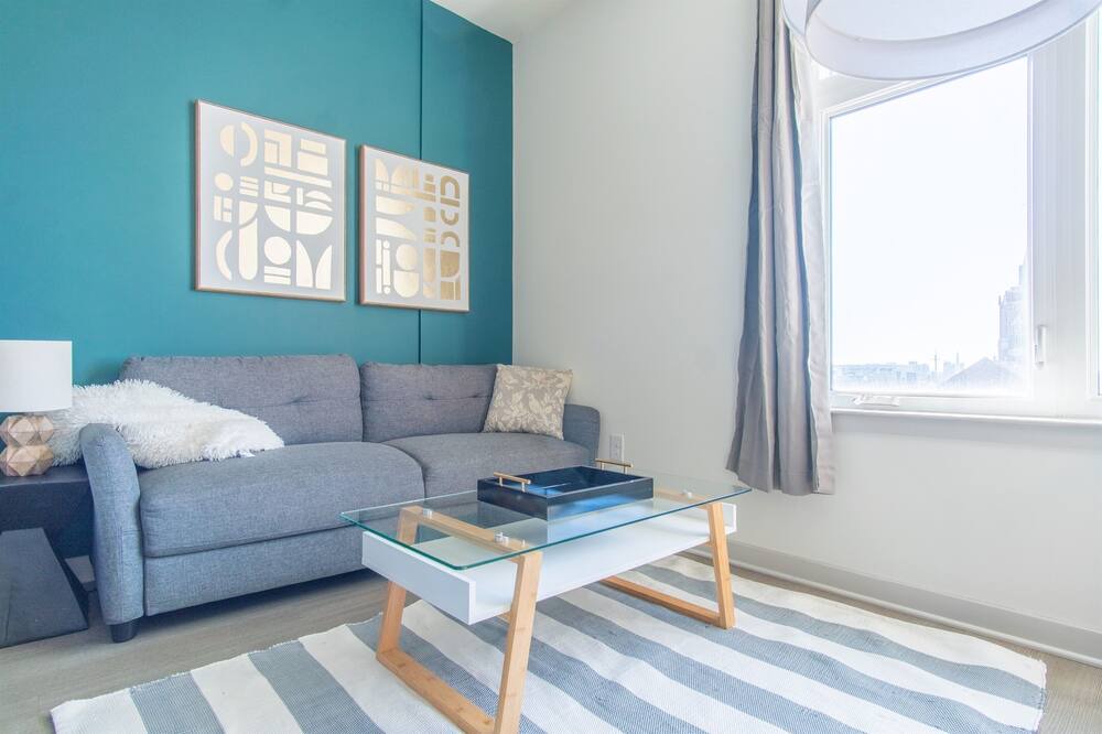 Photo of Livingroom in Downtown Louisville