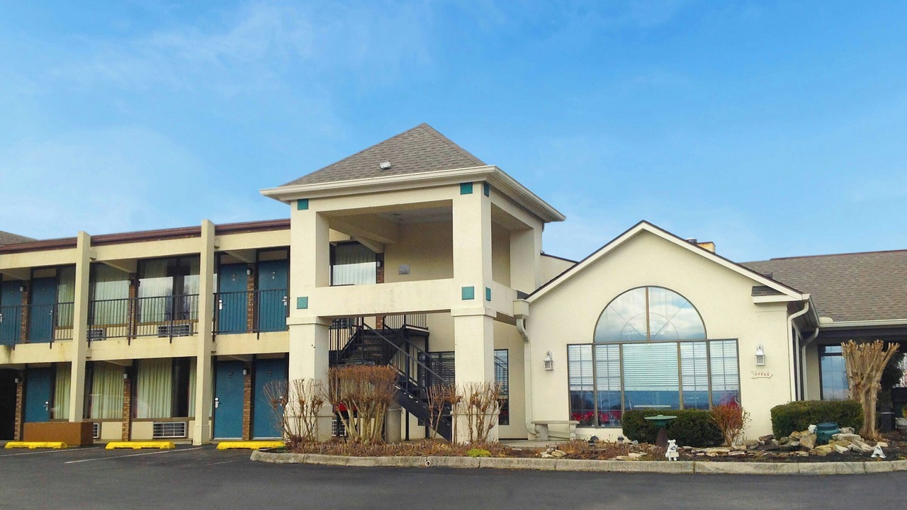 Photo of Outdoor in Loudon