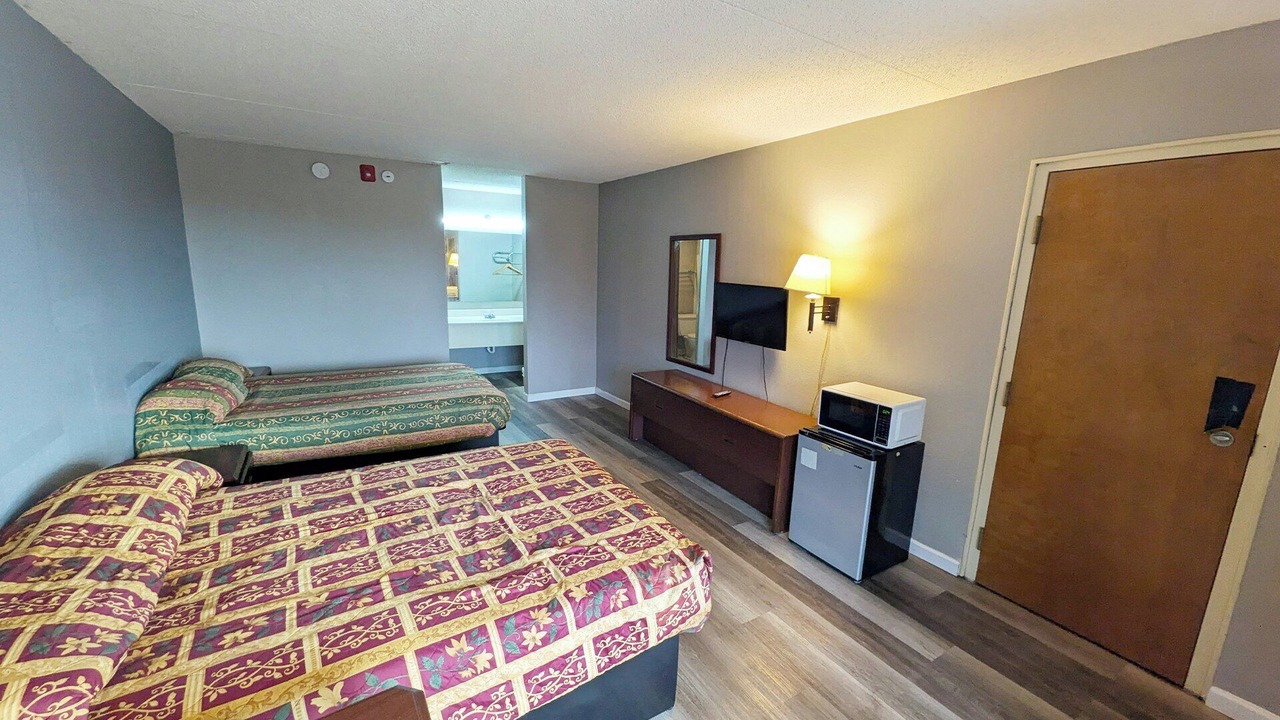 Photo of Bedroom in Loudon