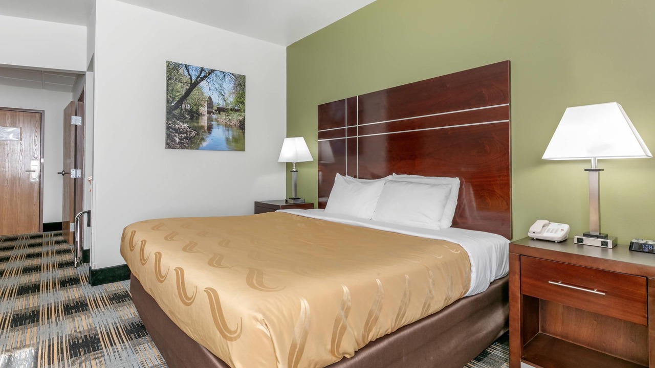 Photo of Bedroom in Cape Girardeau