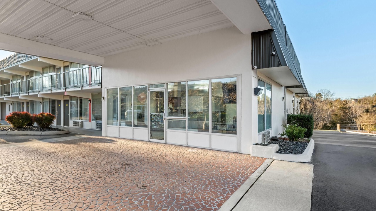Photo of Outdoor in Tri-Cities
