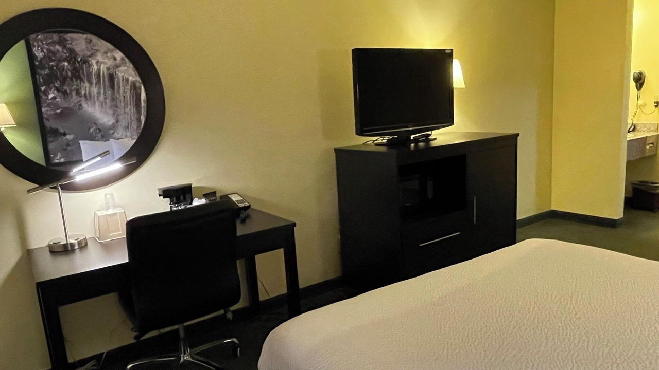 Photo of Bedroom in Colby