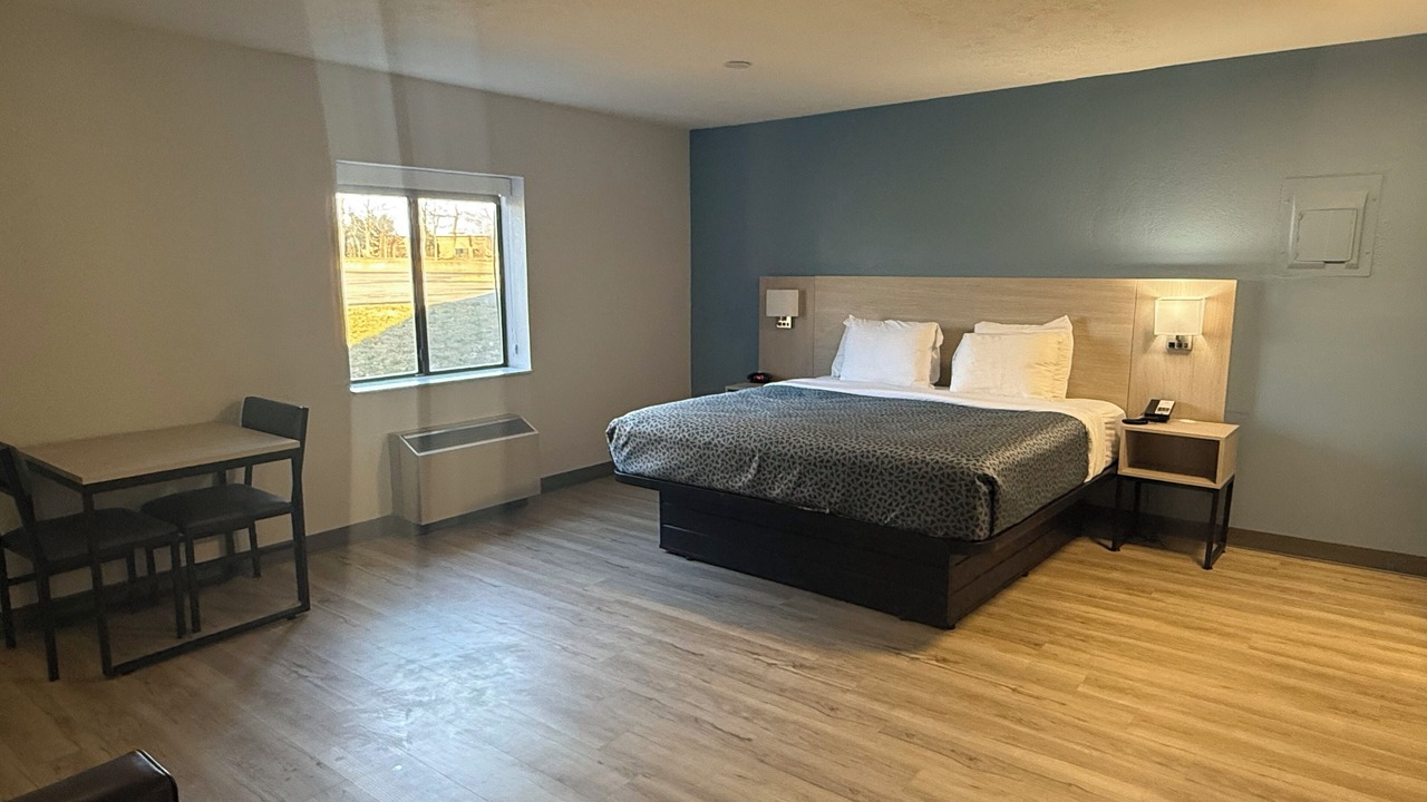 Photo of Bedroom in Jeffersontown