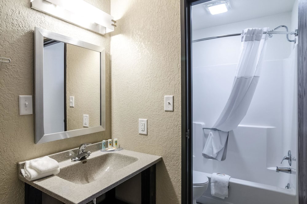 Photo of Bathroom in Great Bend