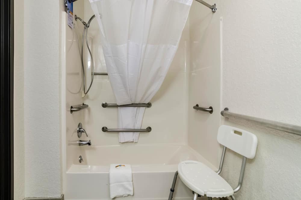 Photo of Bathroom in Great Bend