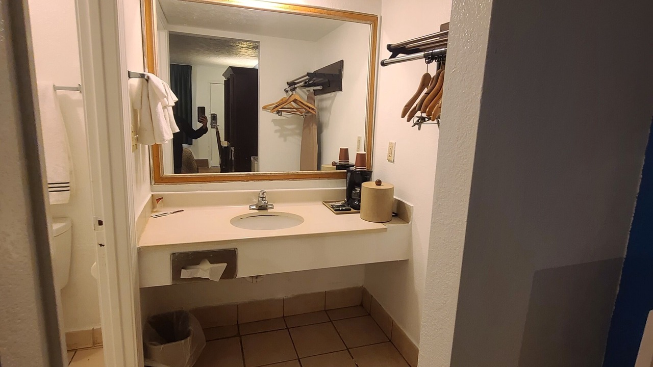 Photo of Bathroom in Shepherdsville