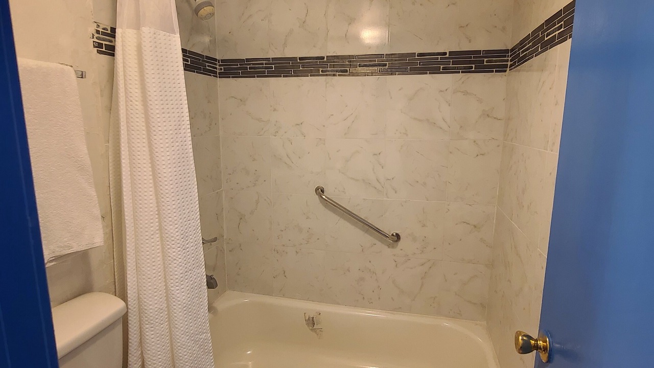 Photo of Bathroom in Shepherdsville