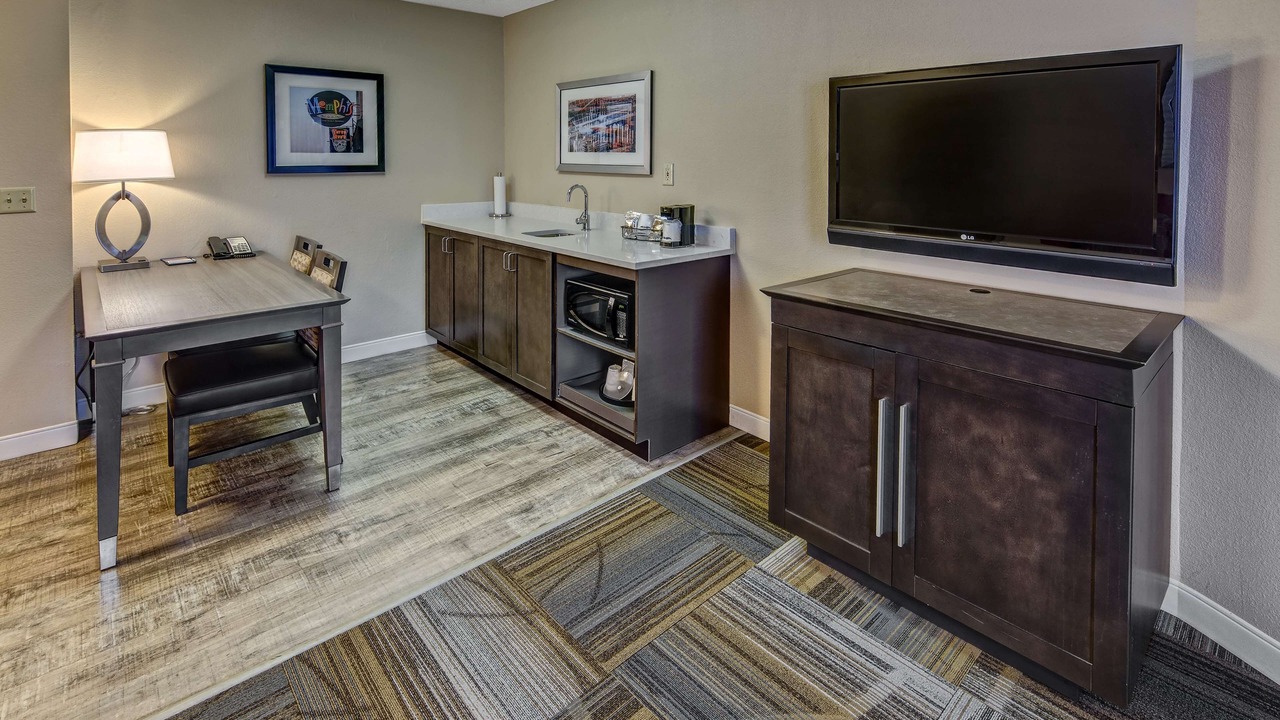 Photo of Bedroom in Wolfchase