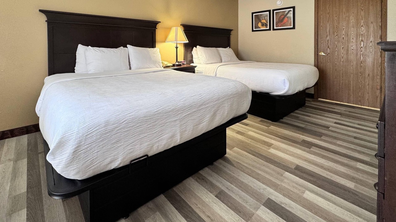 Photo of Bedroom in Branson Theater District