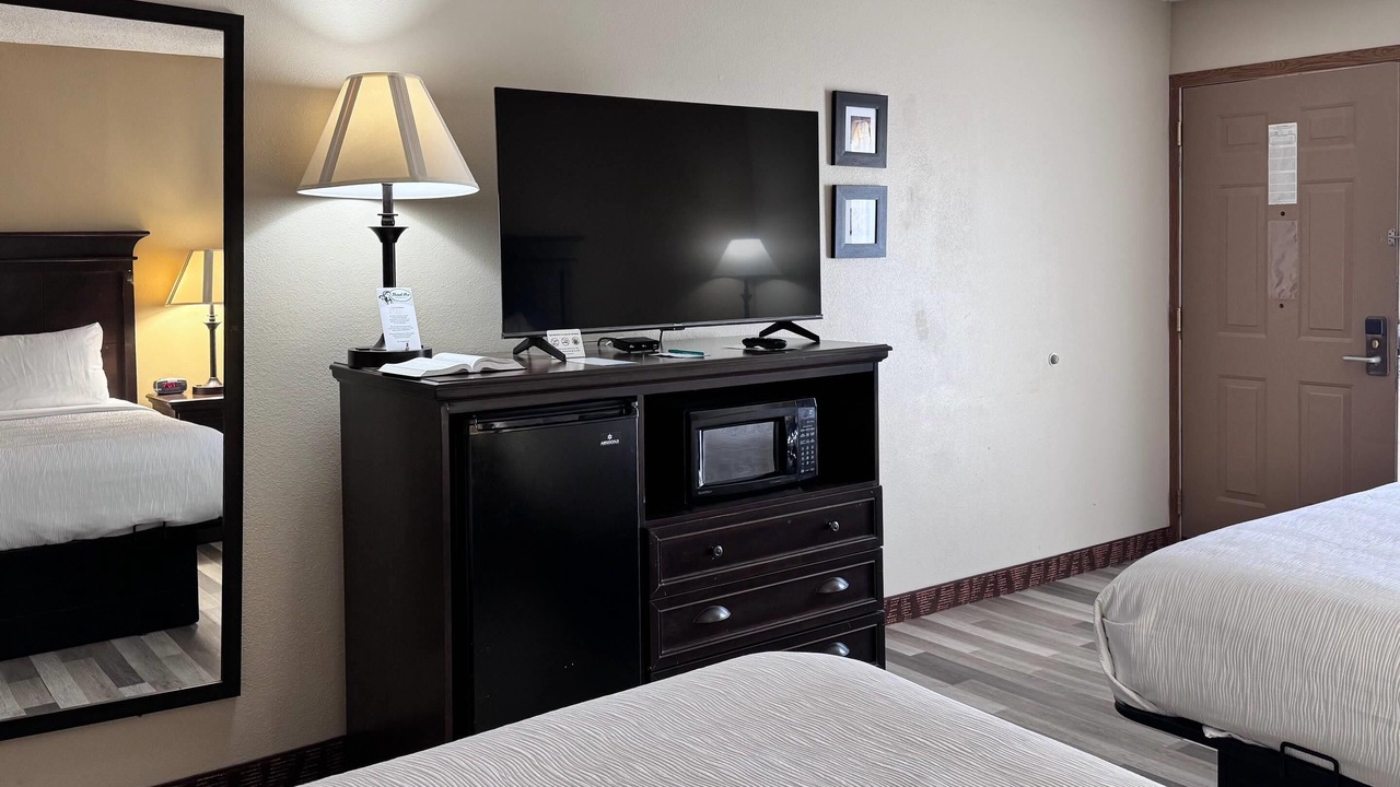 Photo of Bedroom in Branson Theater District