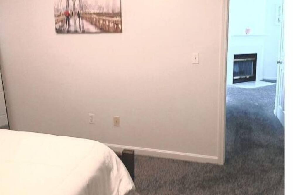 Photo of Bedroom in Radcliff