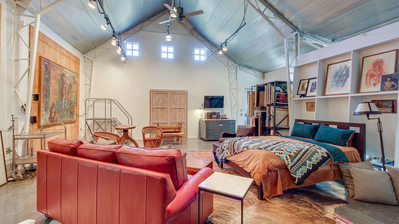 Photo of Livingroom in Lecompton