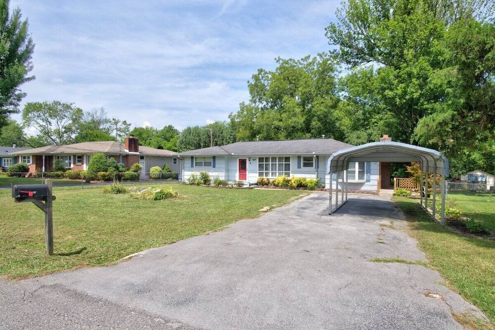 Photo of Outdoor in East Ridge