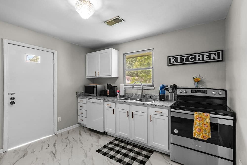 Photo of Kitchen in East Ridge