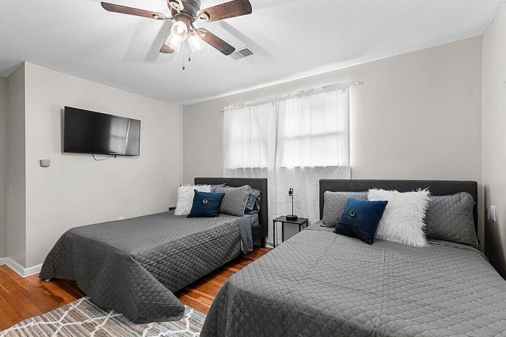 Photo of Bedroom in East Ridge