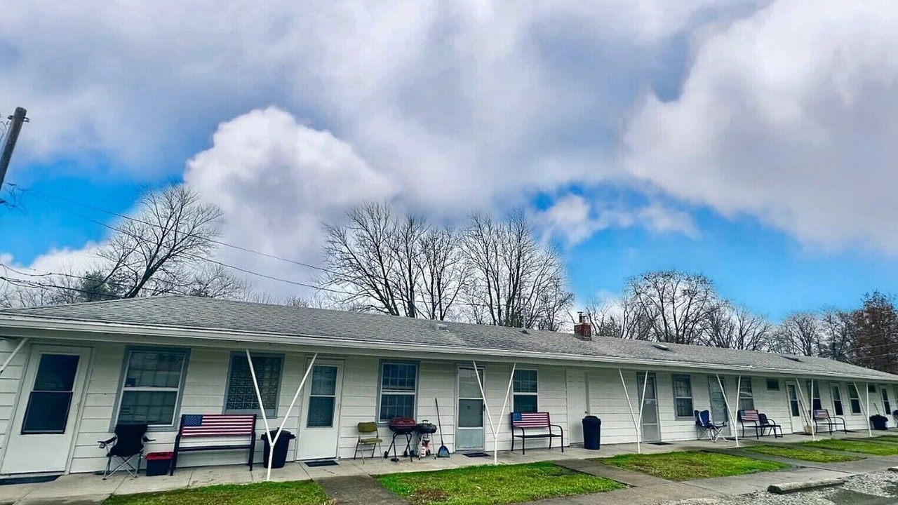 Photo of Outdoor in Flora