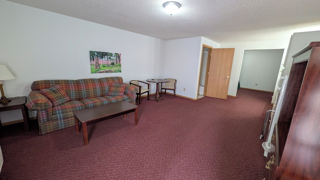 Photo of Livingroom in Auburn