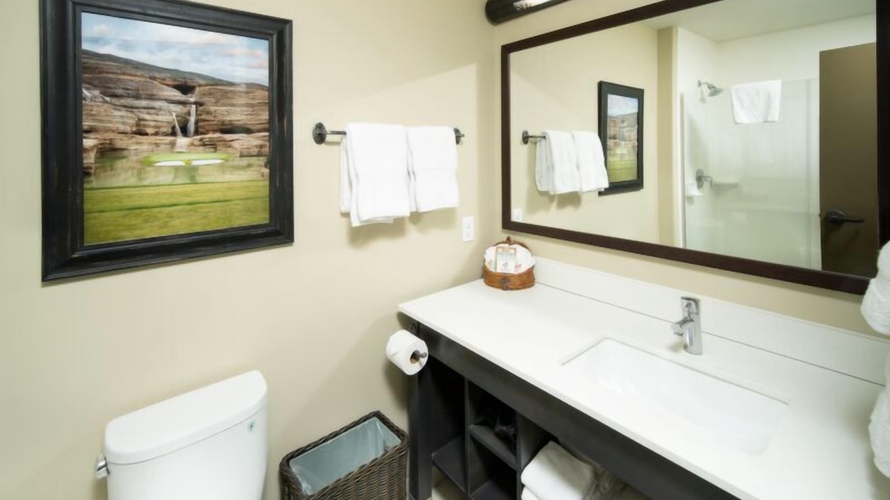 Photo of Bathroom in Hollister