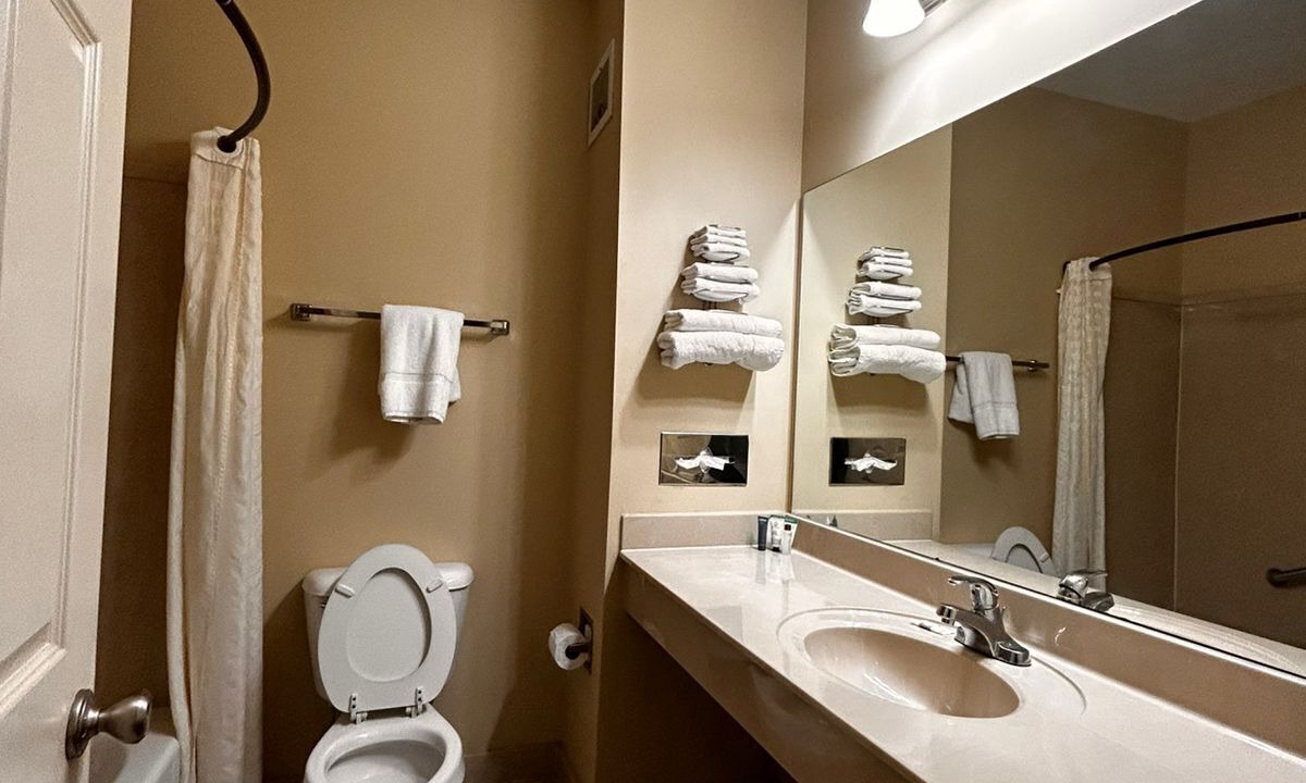 Photo of Bathroom in Millington