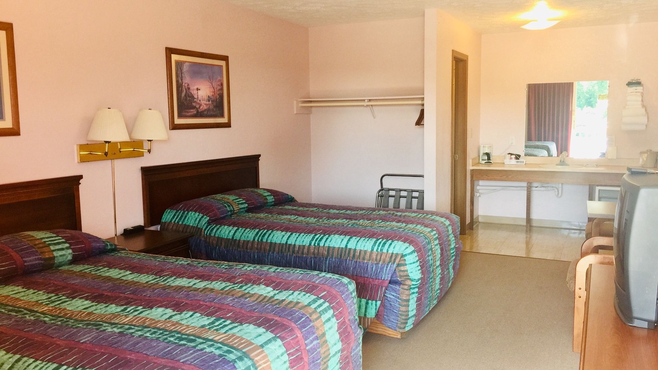 Photo of Bedroom in Branson West