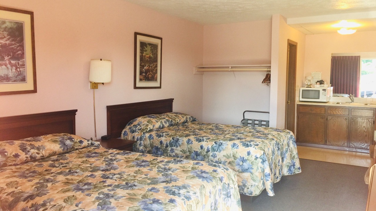 Photo of Bedroom in Branson West