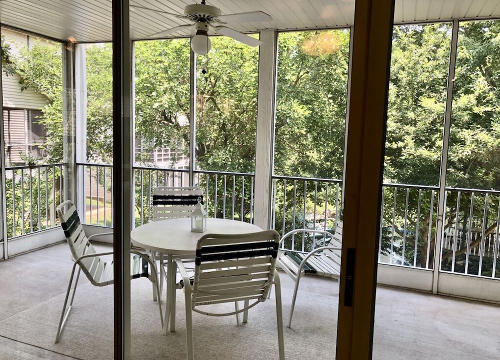 Photo of Patio Balcony in Table Rock