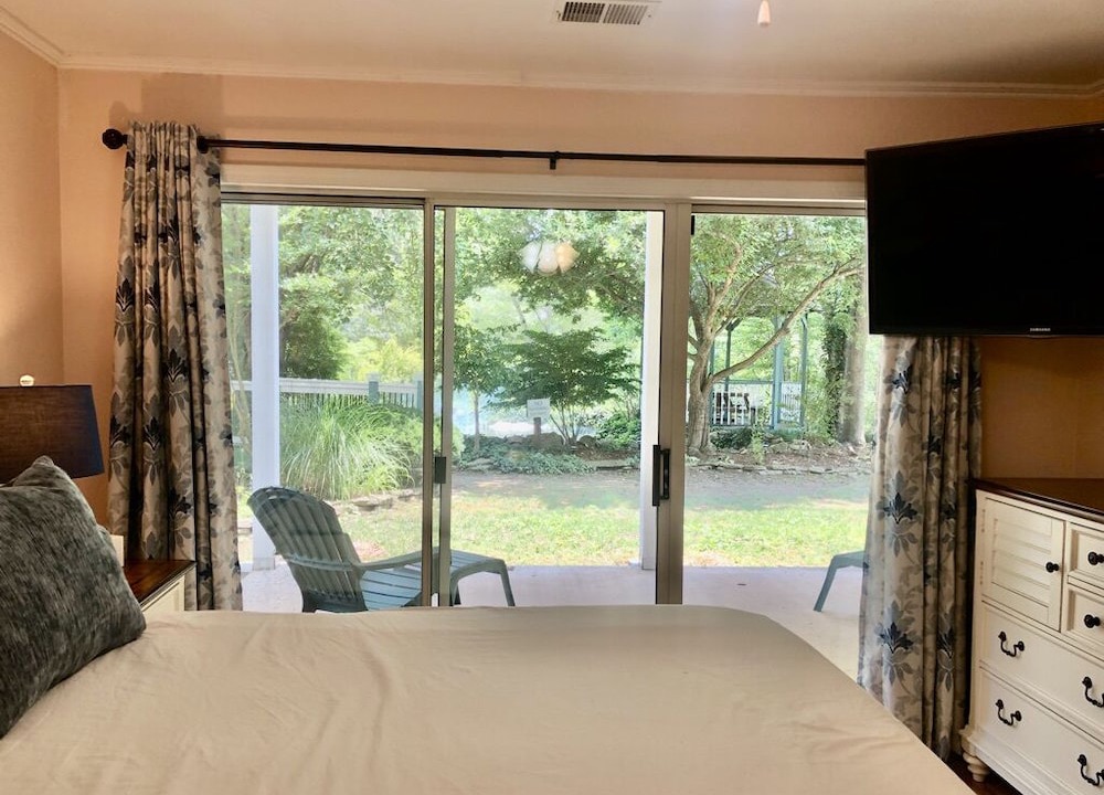 Photo of Bedroom in Table Rock