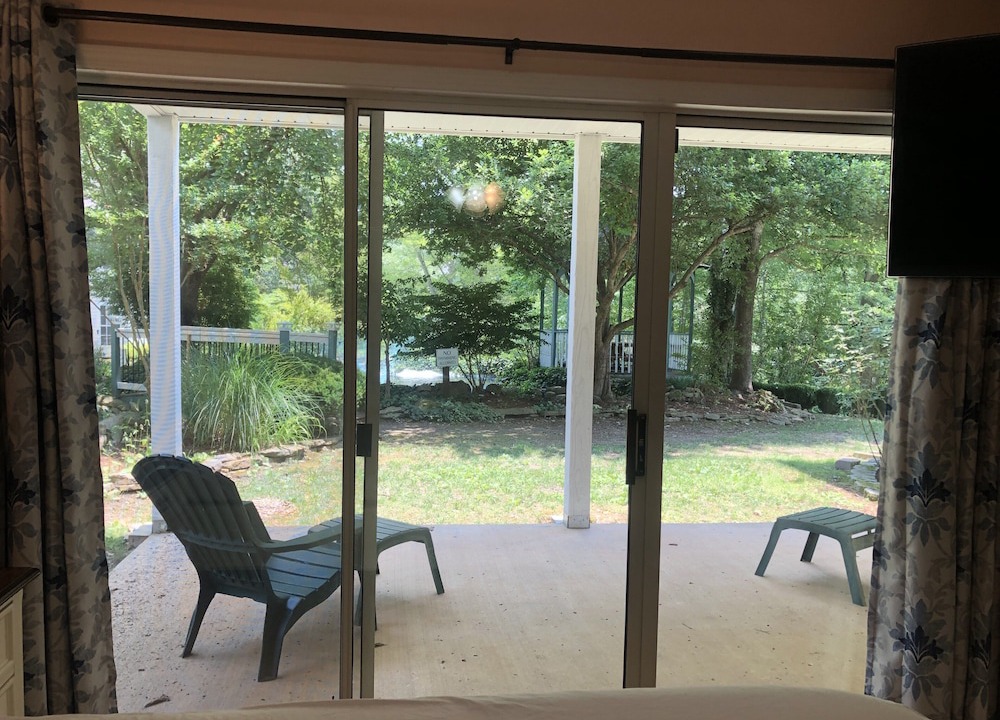 Photo of Patio Balcony in Table Rock