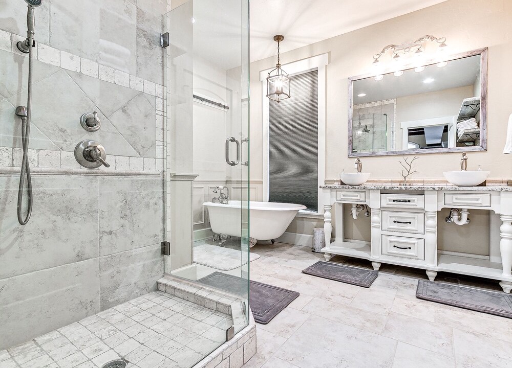Photo of Bathroom in Eufaula