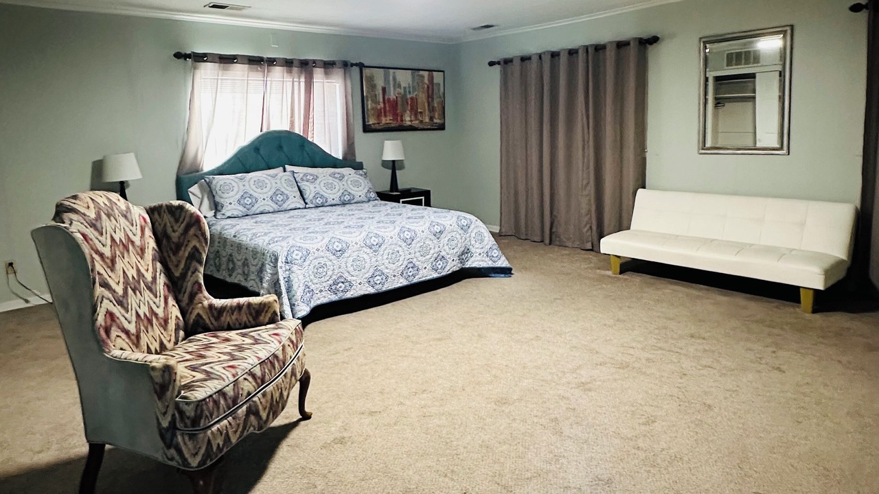 Photo of Bedroom in East Memphis