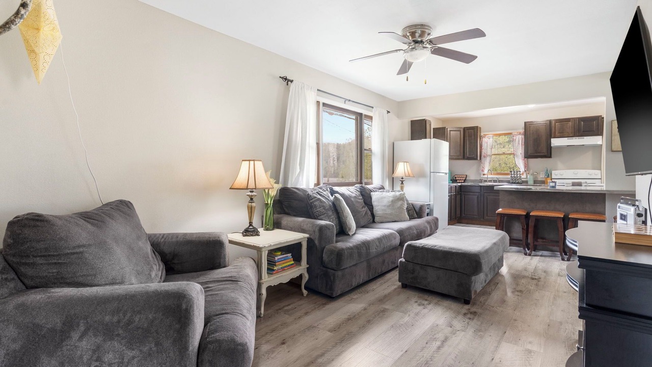Photo of Livingroom in Rockaway Beach