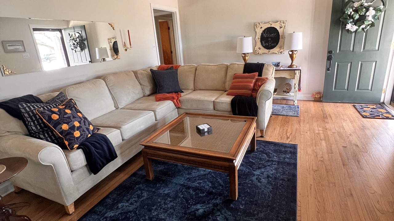 Photo of Livingroom in New Bern