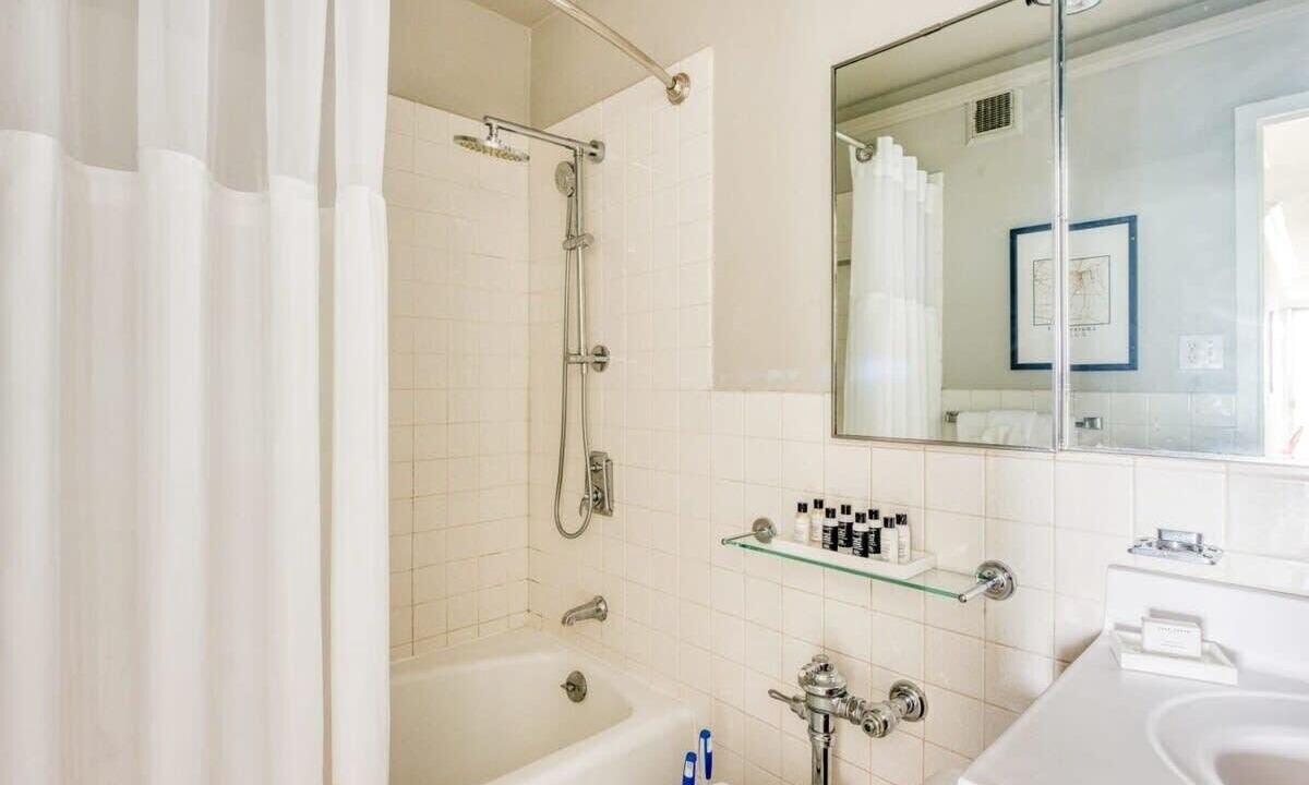 Photo of Bathroom in Old Louisville