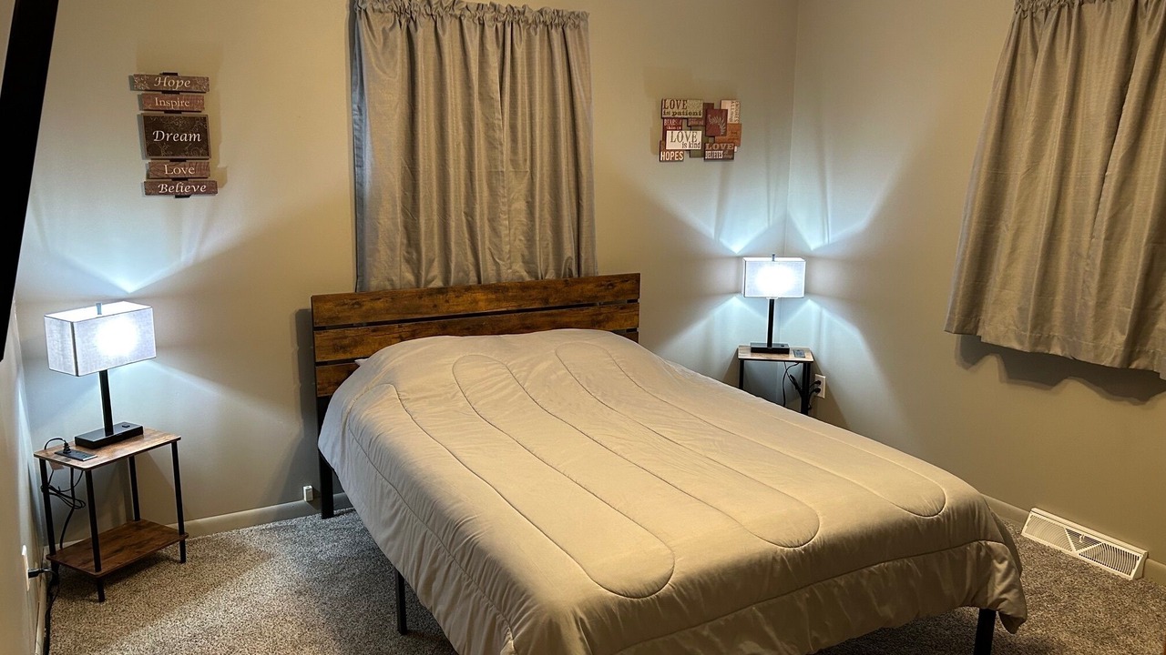 Photo of Bedroom in Agra