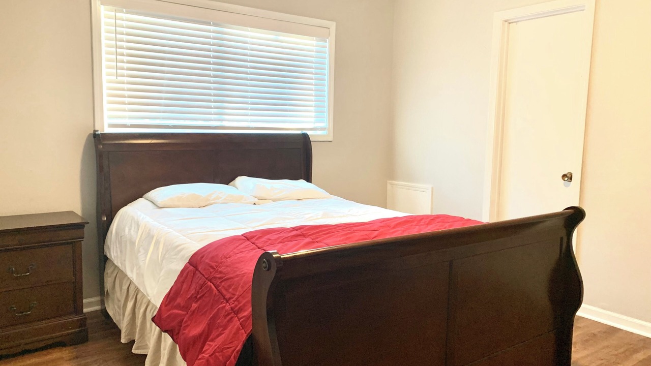 Photo of Bedroom in Ellendale