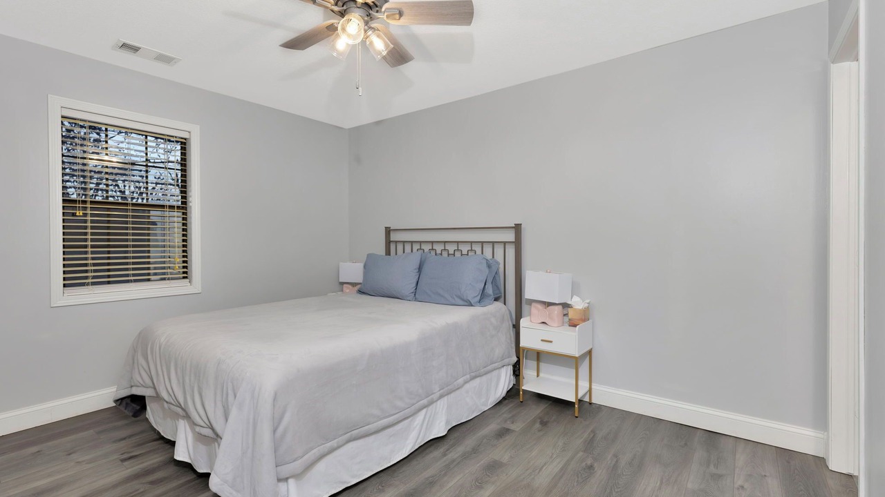 Photo of Bedroom in Harvey County