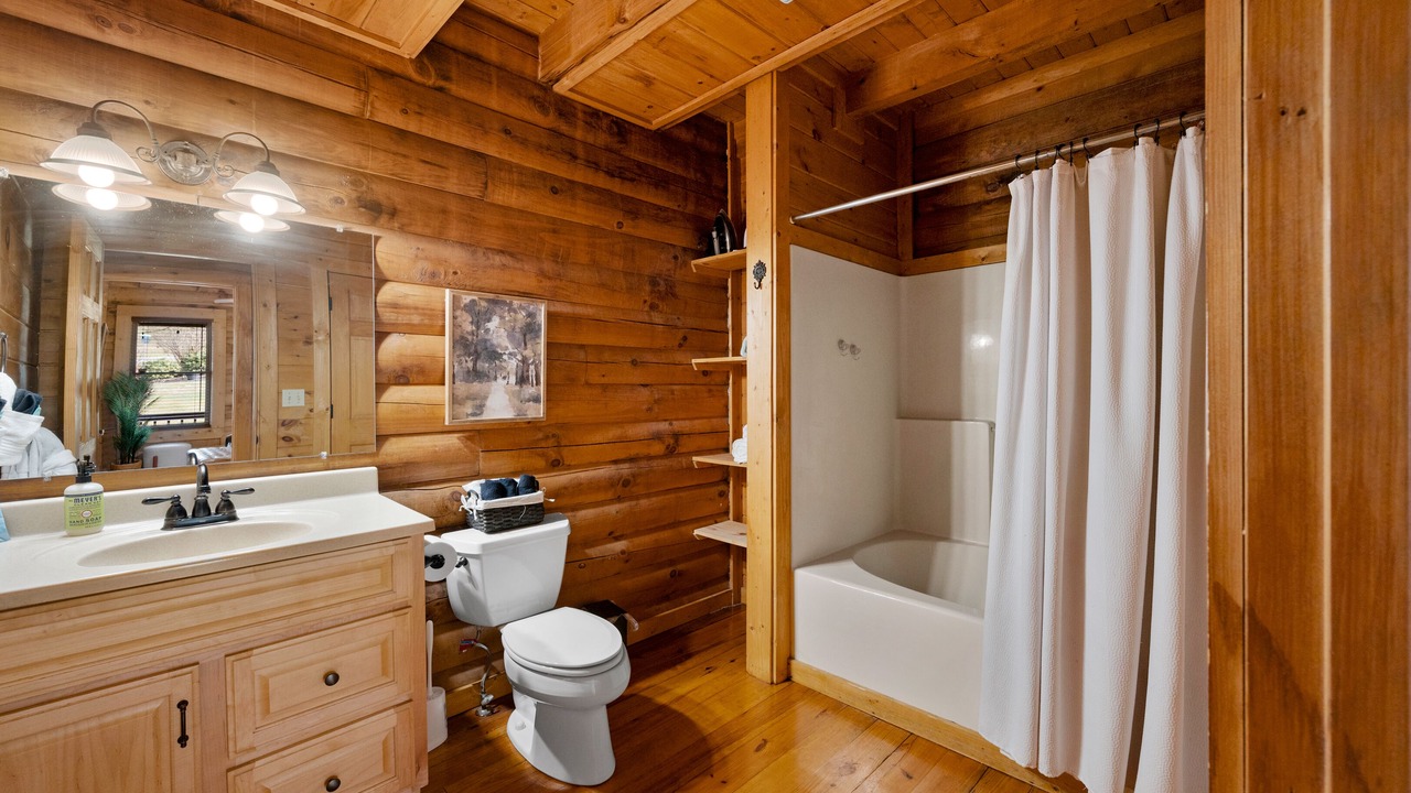 Photo of Bathroom in Wears Valley
