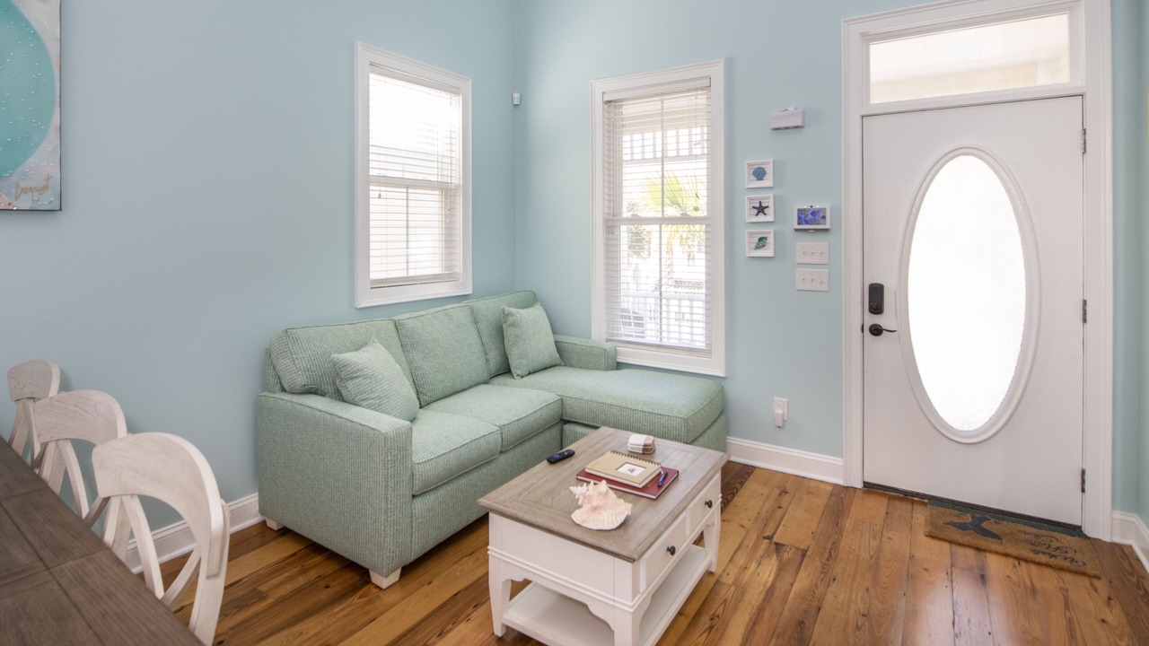Photo of Bedroom in Atlantic Beach